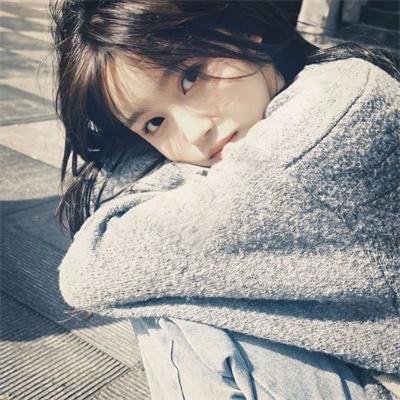 满门恋爱脑，唯有小师弟正的发邪